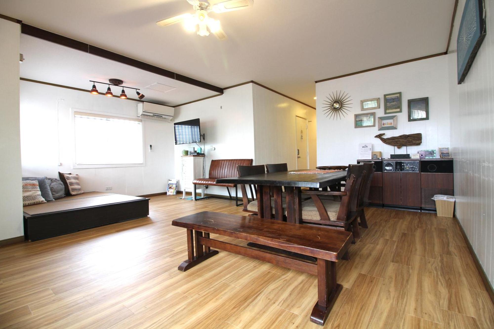 Hotel Whale Okinawa Kadena Exteriér fotografie